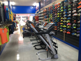 Top 3 Shop bán giày bóng đá chất lượng nhất tại Hà Nội