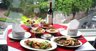 Top 7 Quán ăn ngon nhất bạn không nên bỏ lỡ tại thiên đường ẩm thực ngõ chợ Đồng Xuân, Hà Nội